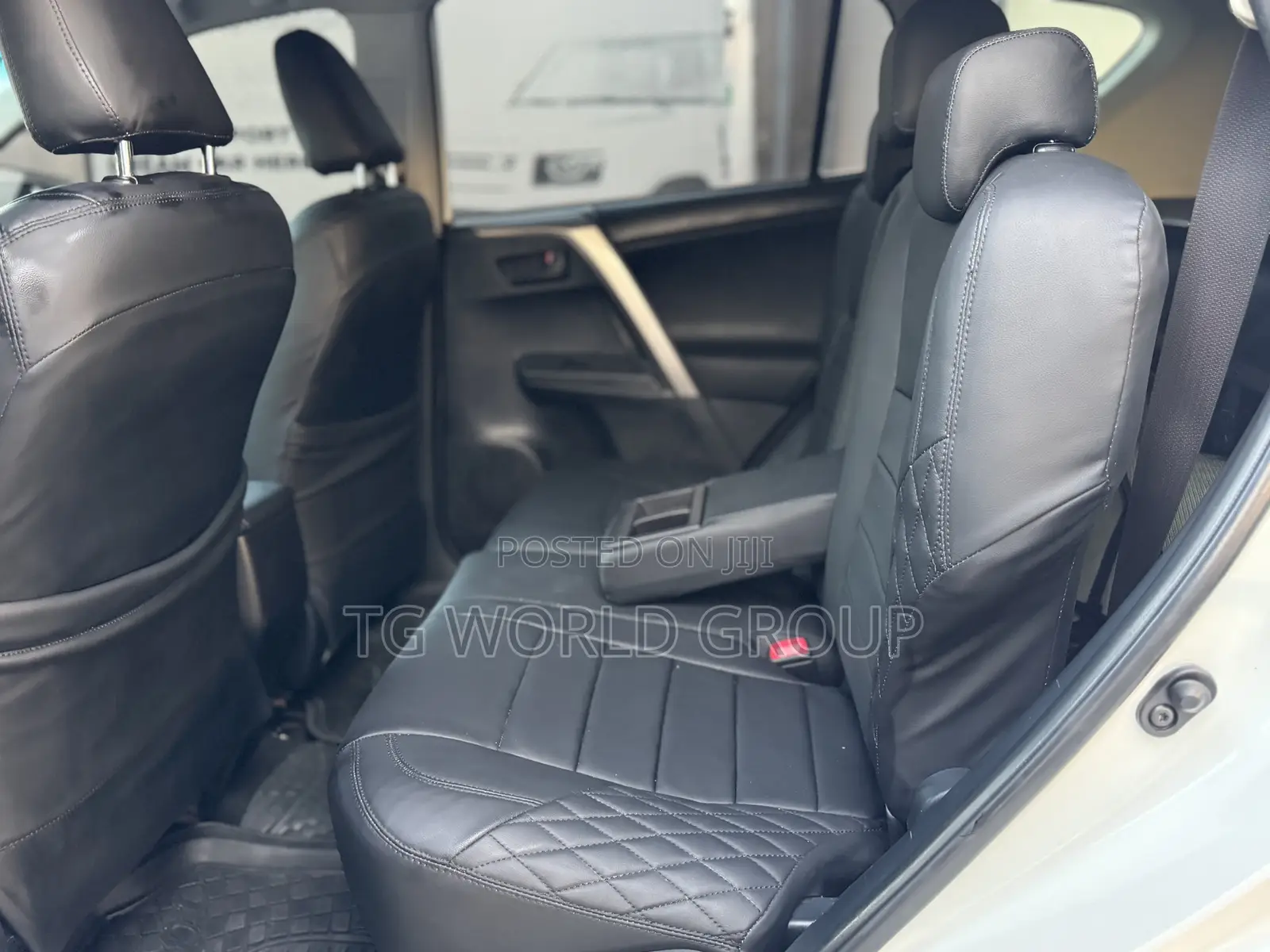 Toyota RAV4 2014 White