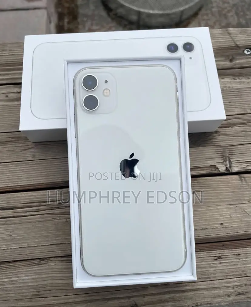 New Apple iPhone 11 128 GB White