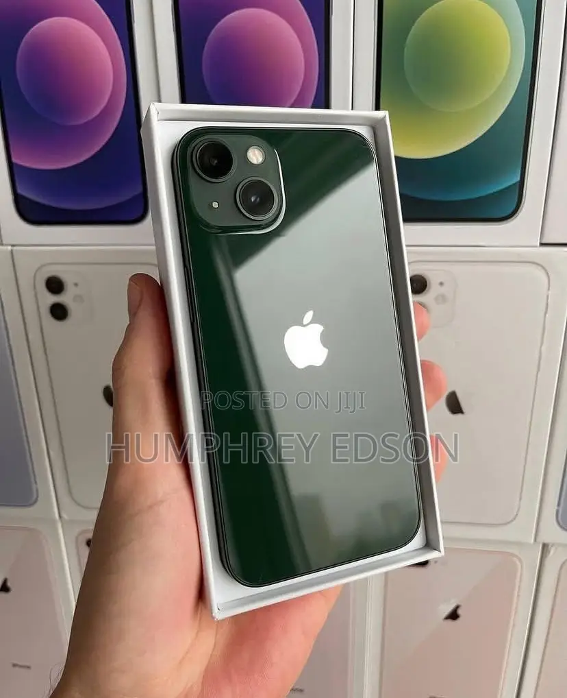New Apple iPhone 13 256 GB Green