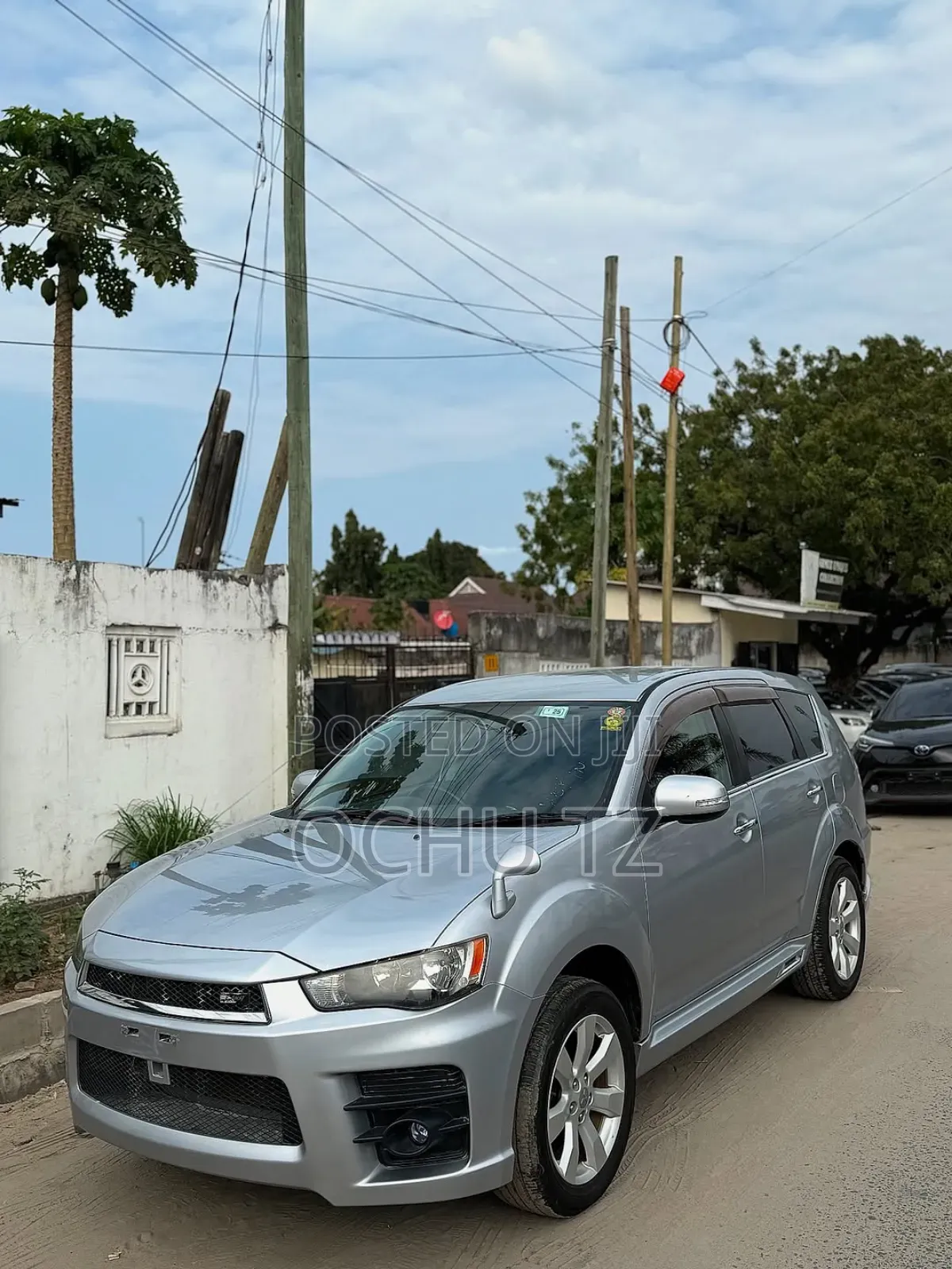Mitsubishi Outlander 2010 Silver