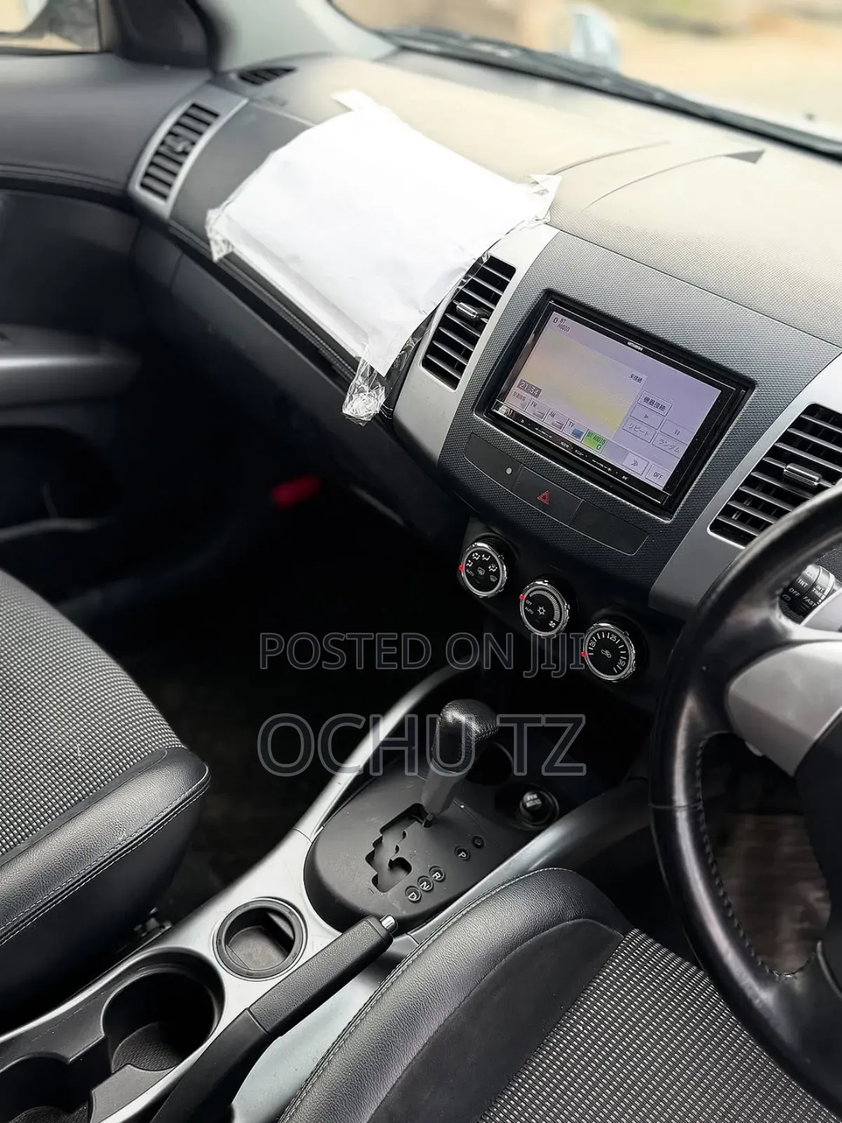 Mitsubishi Outlander 2010 Silver