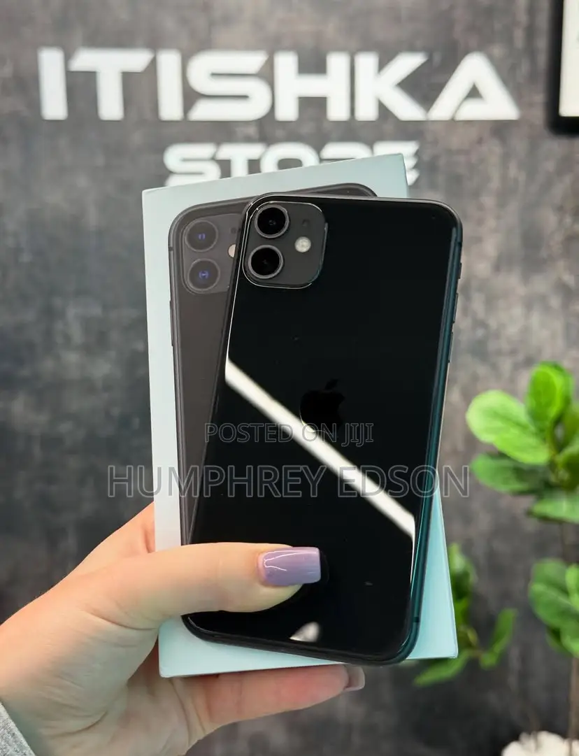 New Apple iPhone 11 128 GB Black