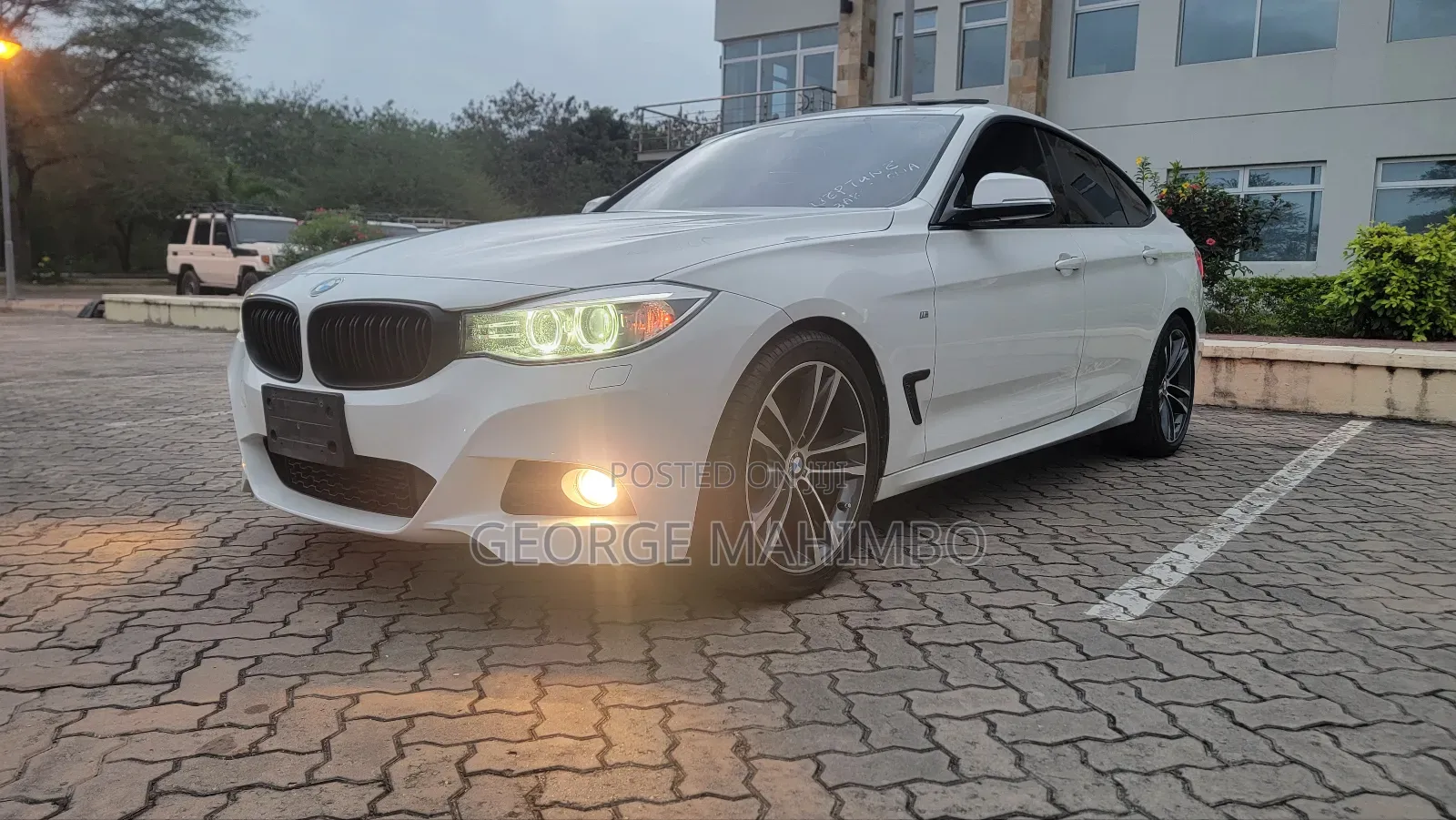 BMW 3 Series 2014 White