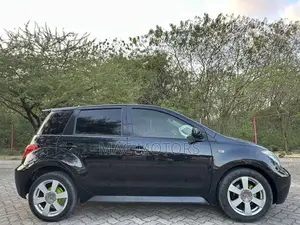 Toyota IST 2003 Black