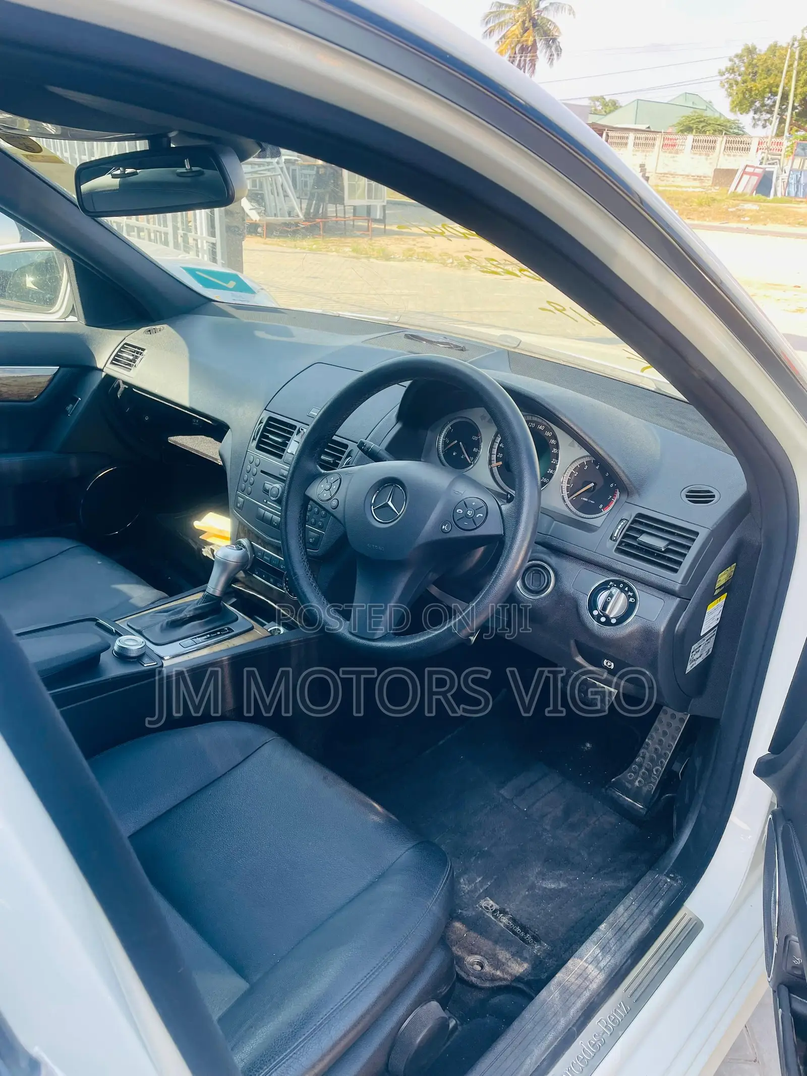 Mercedes-Benz C300 2008 White