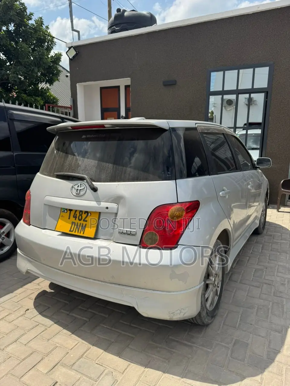 Toyota IST 2003 Silver