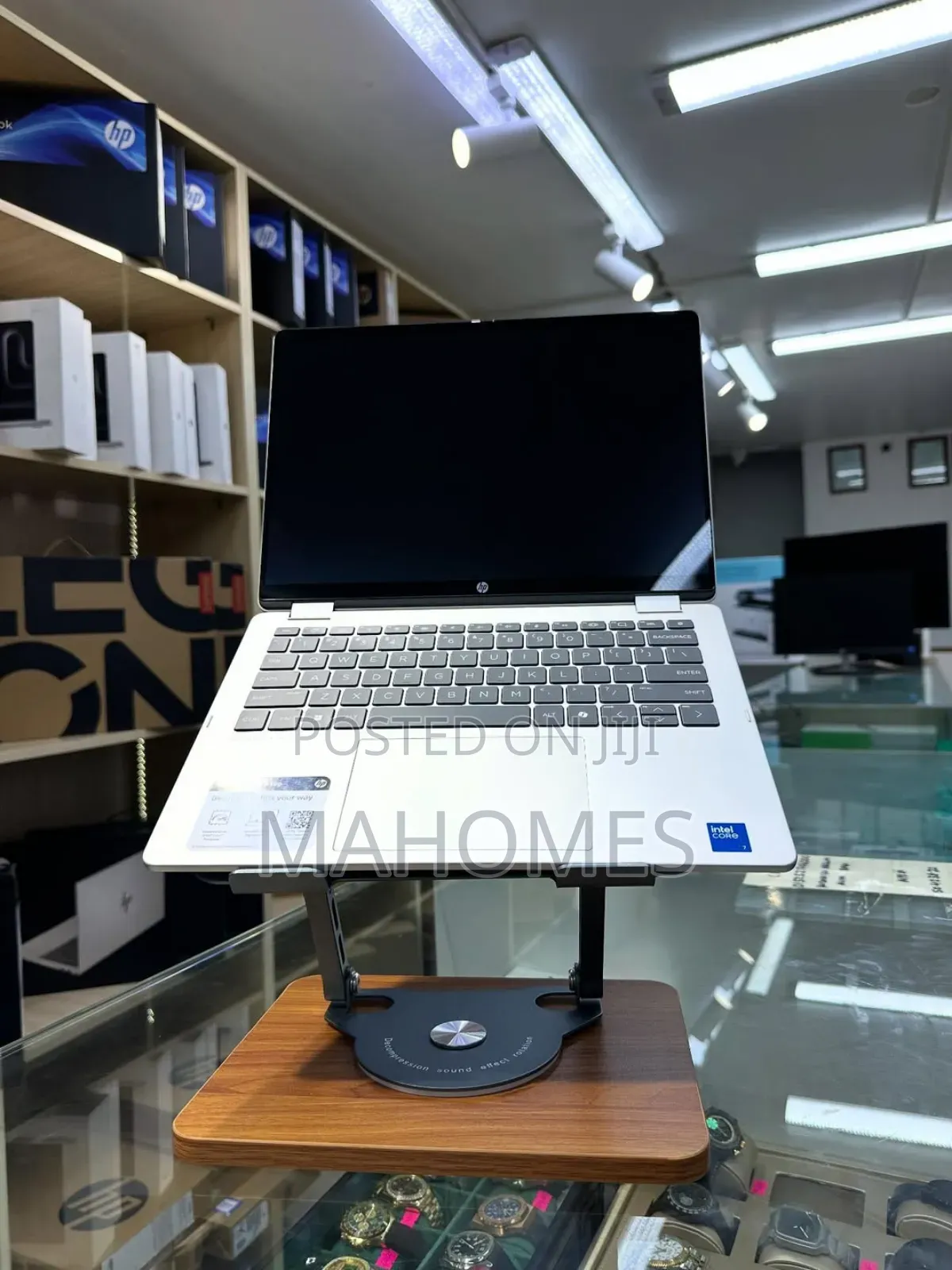 New Laptop HP OmniBook 5 Flip 14-Fp0023dx 16GB Intel Core I7 SSD 1T