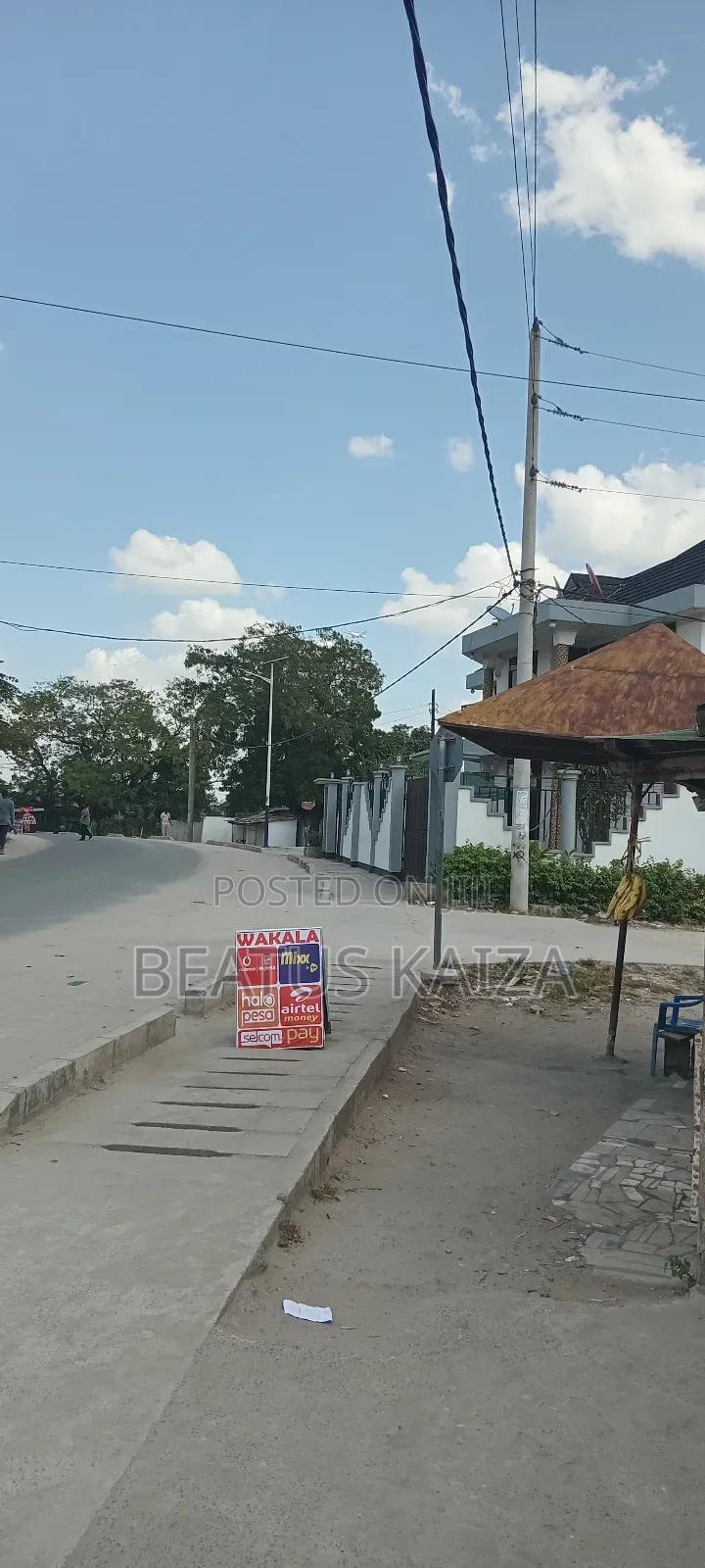 3bdrm Bungalow in Mikumi Street, Magomeni for sale