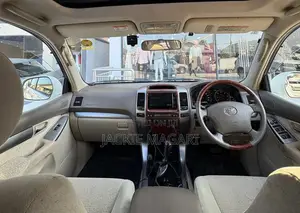 Toyota Land Cruiser Prado 2006 White