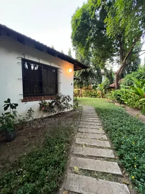 4bdrm Villa in Oyster Bay for rent