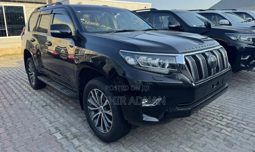 Toyota Land Cruiser Prado 2.8 2018 Black