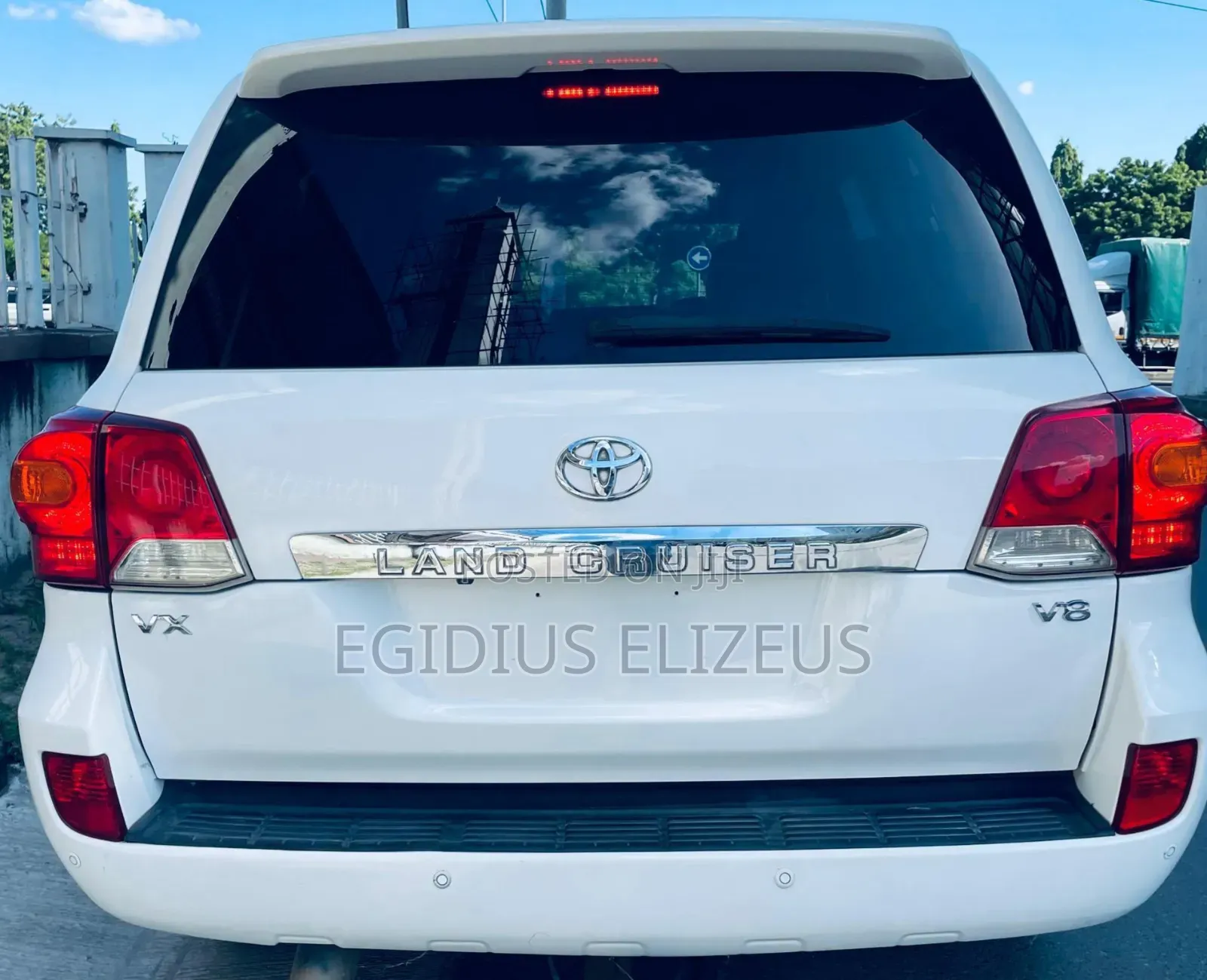 Toyota Land Cruiser 2013 White