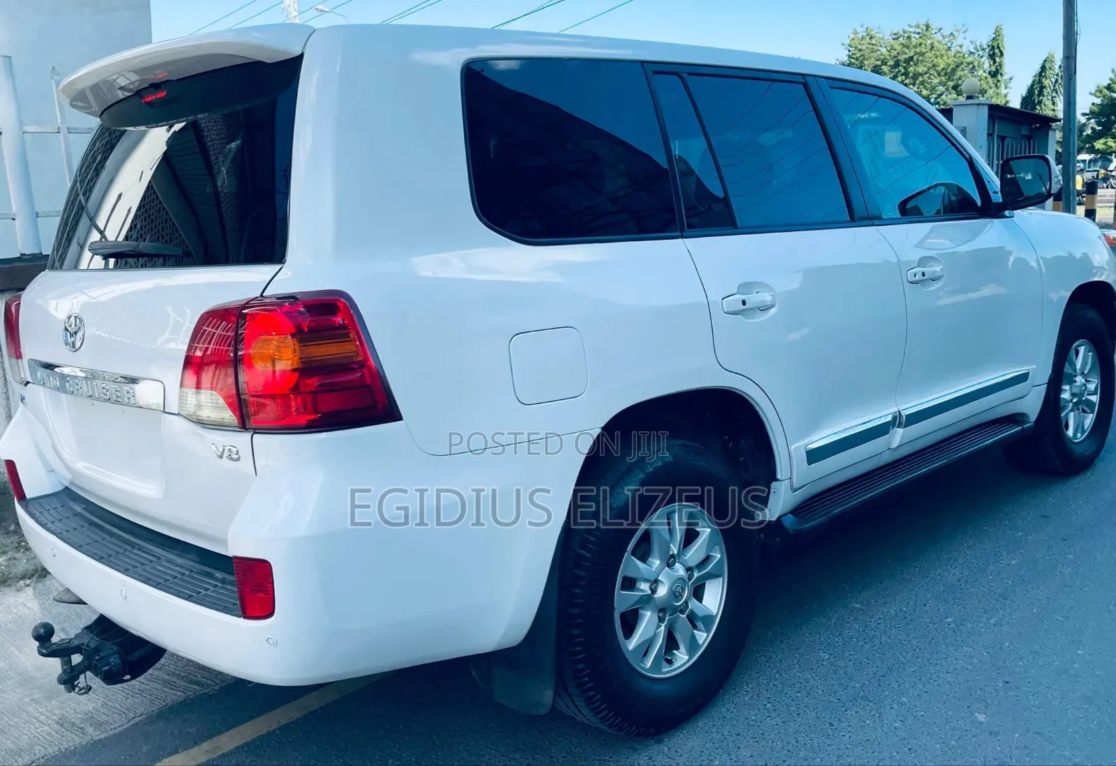 Toyota Land Cruiser 2013 White