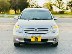 Toyota IST 2002 Beige