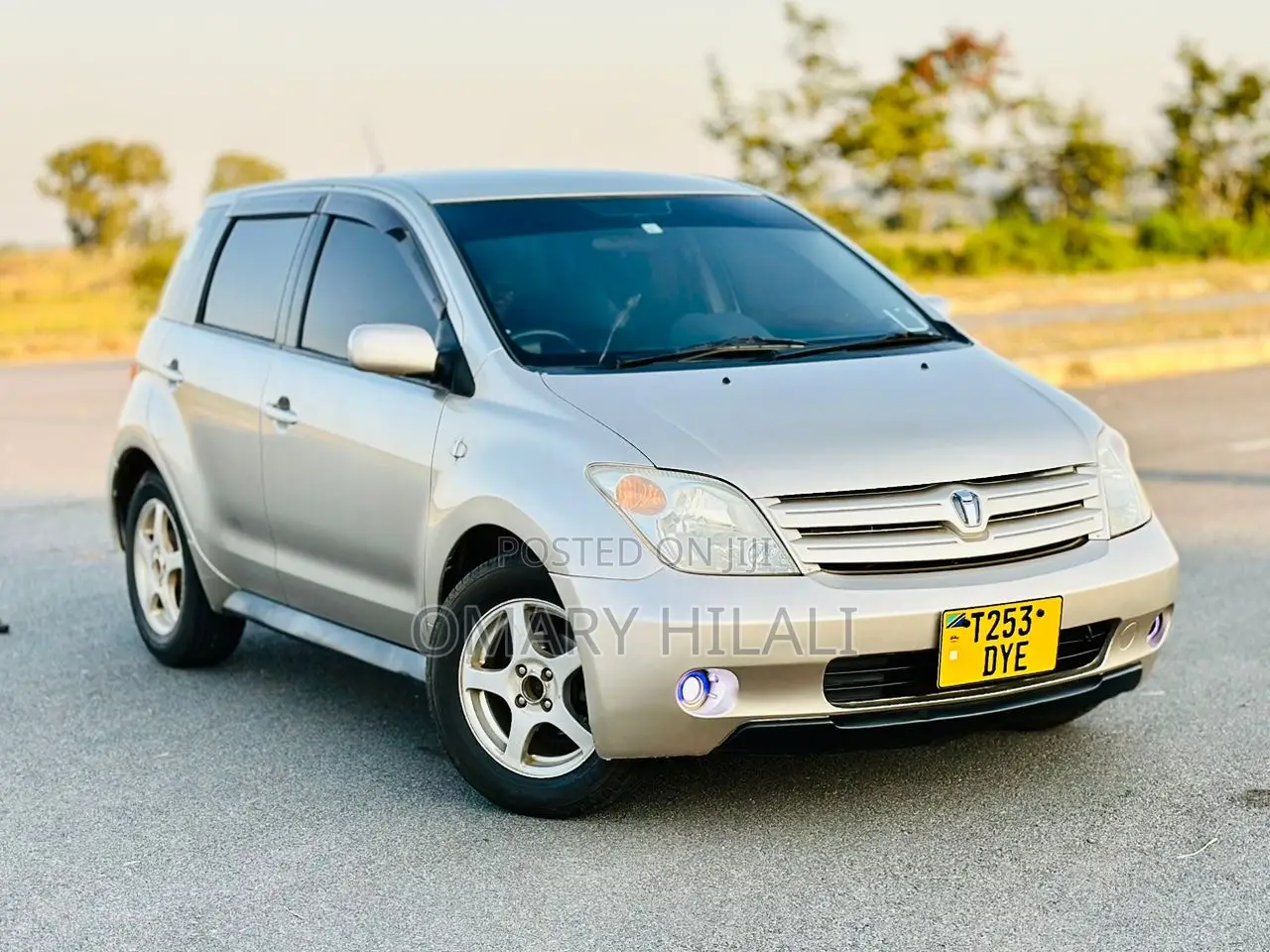 Toyota IST 2002 Beige