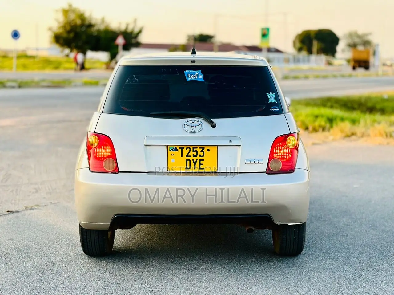 Toyota IST 2002 Beige