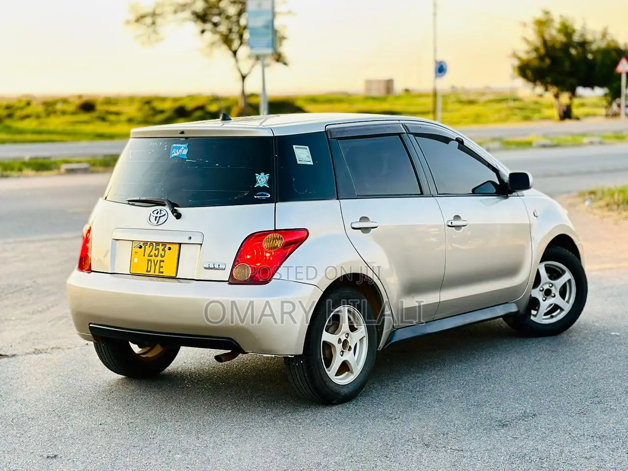 Toyota IST 2002 Beige
