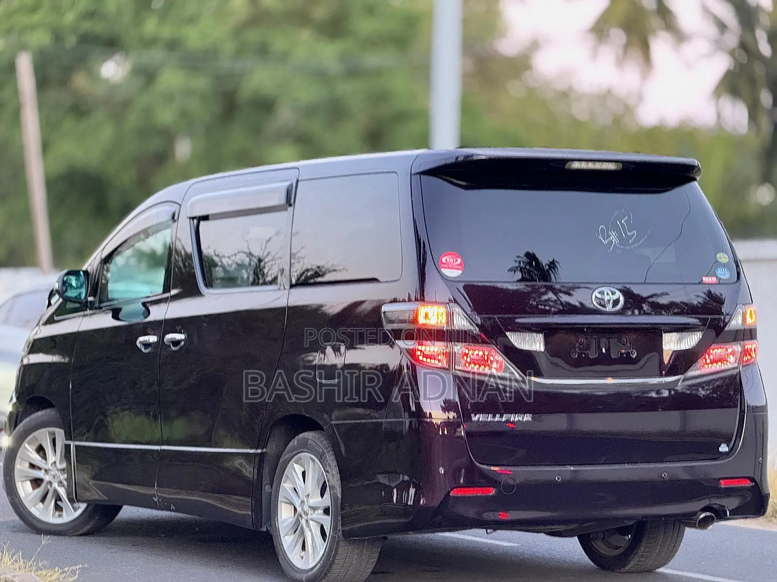 Toyota Vellfire 2008 Maroon