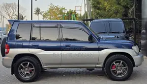 Mitsubishi Pajero 2003 Blue