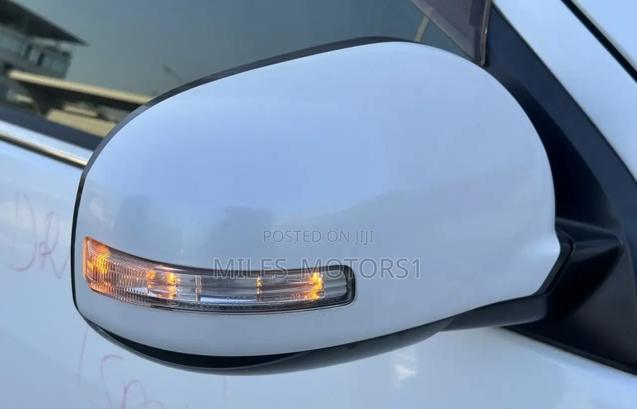 Mitsubishi Outlander 2012 White