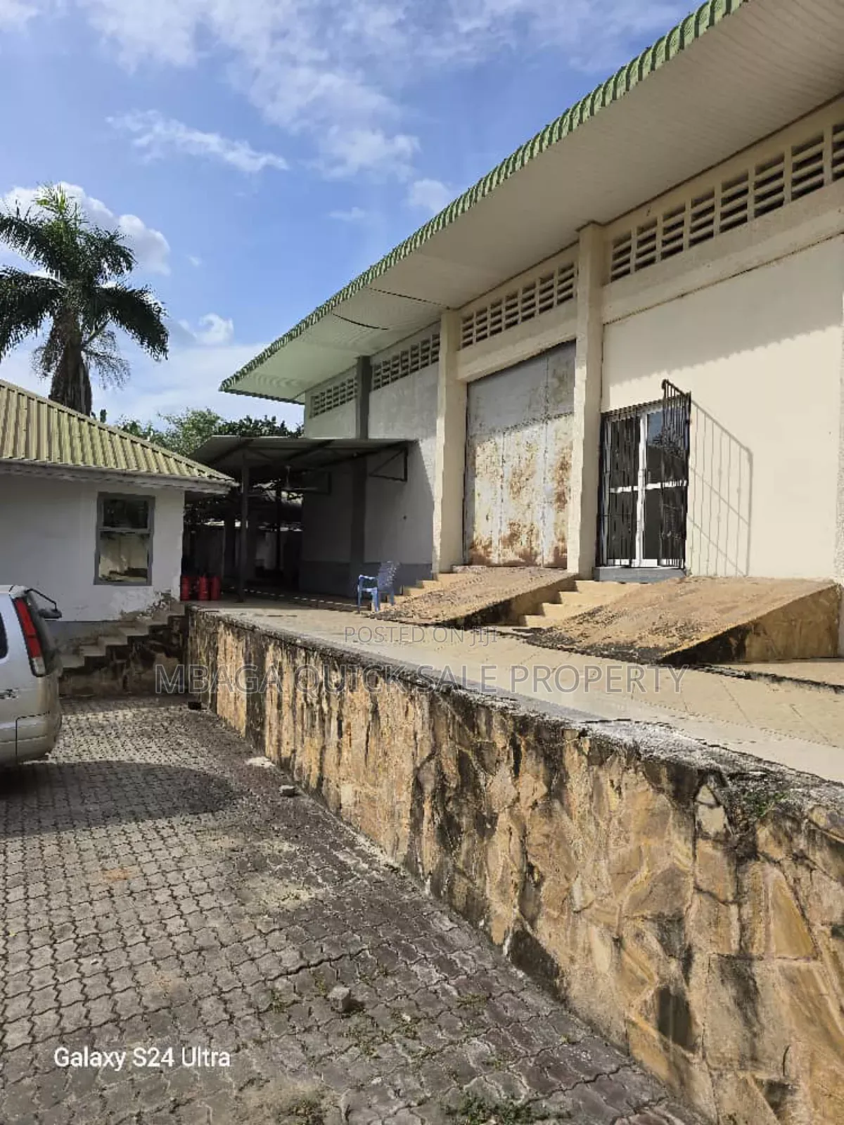 Commercial Building for Sale at Mburahati Barafu