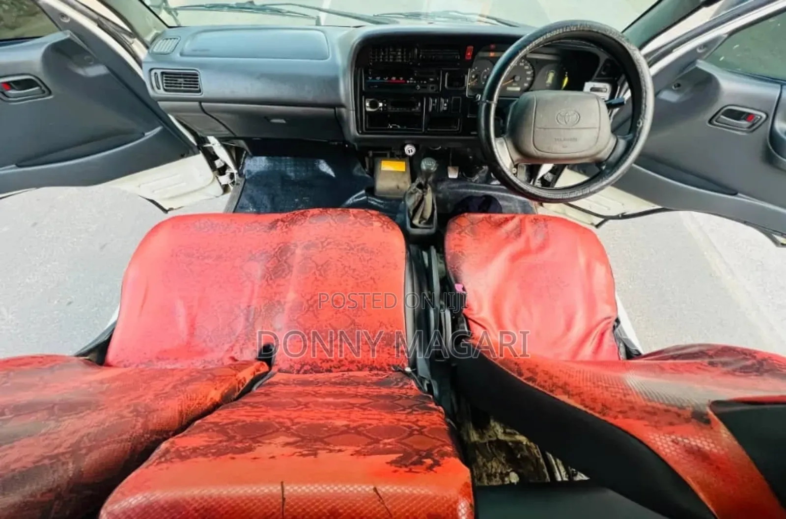 Toyota HiAce 2020