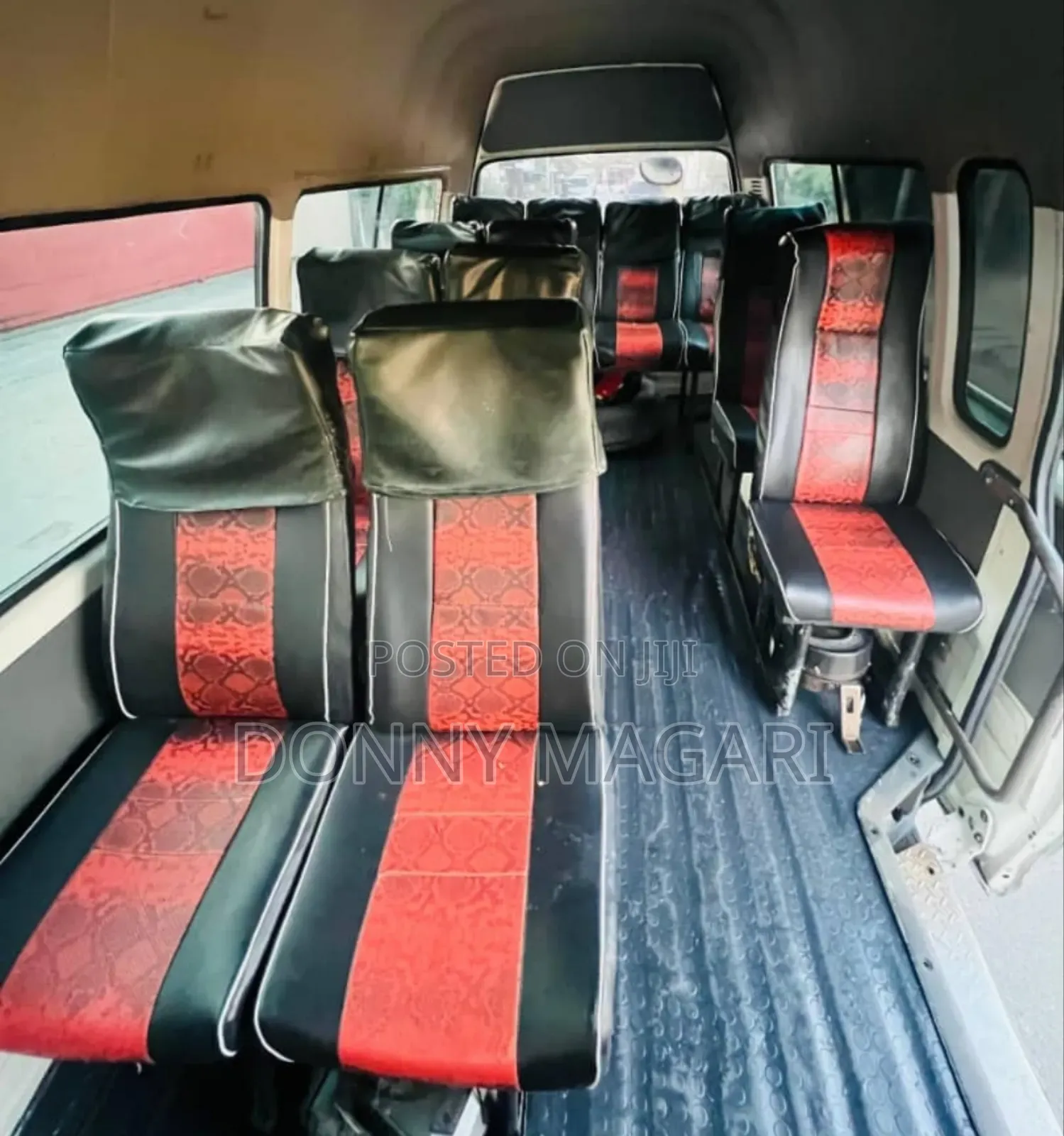 Toyota HiAce 2020