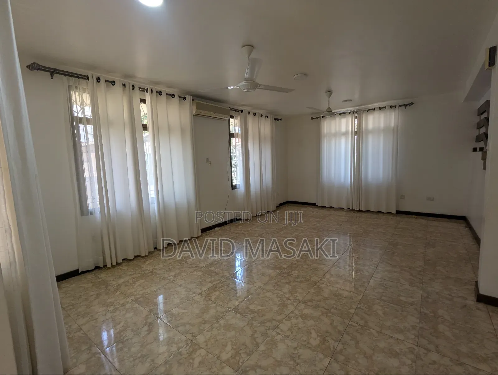 4bdrm Villa in Villas, Masaki for rent