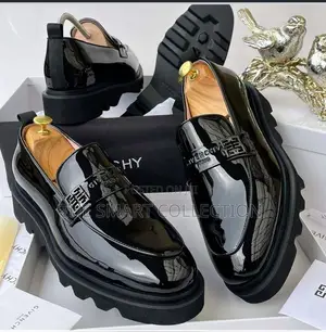 Givenchy Official Shoes Moccasin