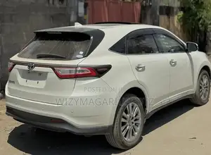 Toyota Harrier 2017 Pearl