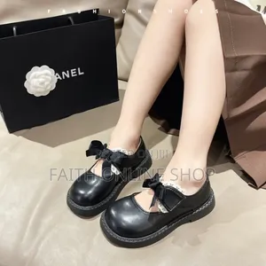 Black Girls’ School Shoe – Bow Design