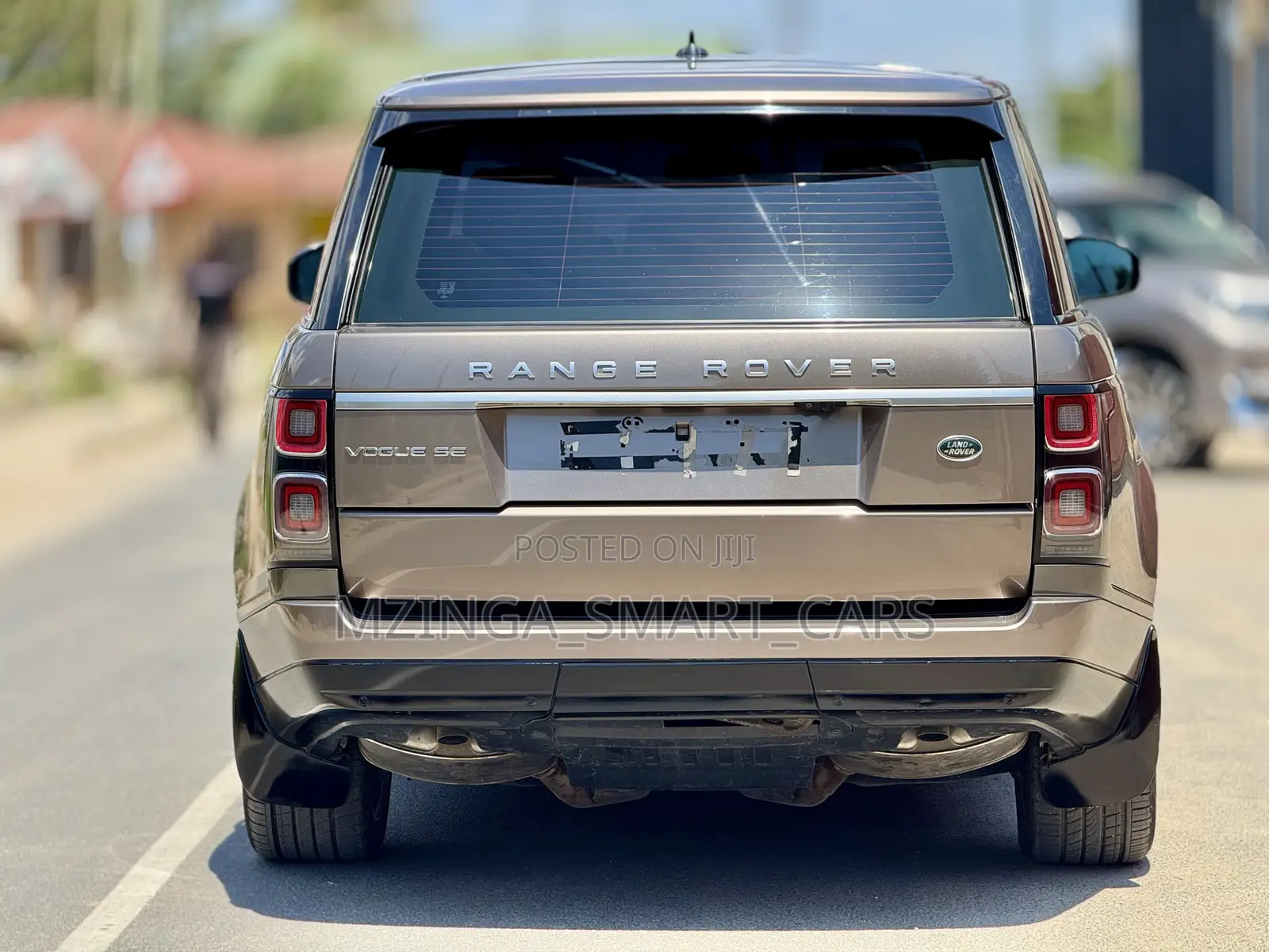 Land Rover Range Rover Vogue 2016 Gold