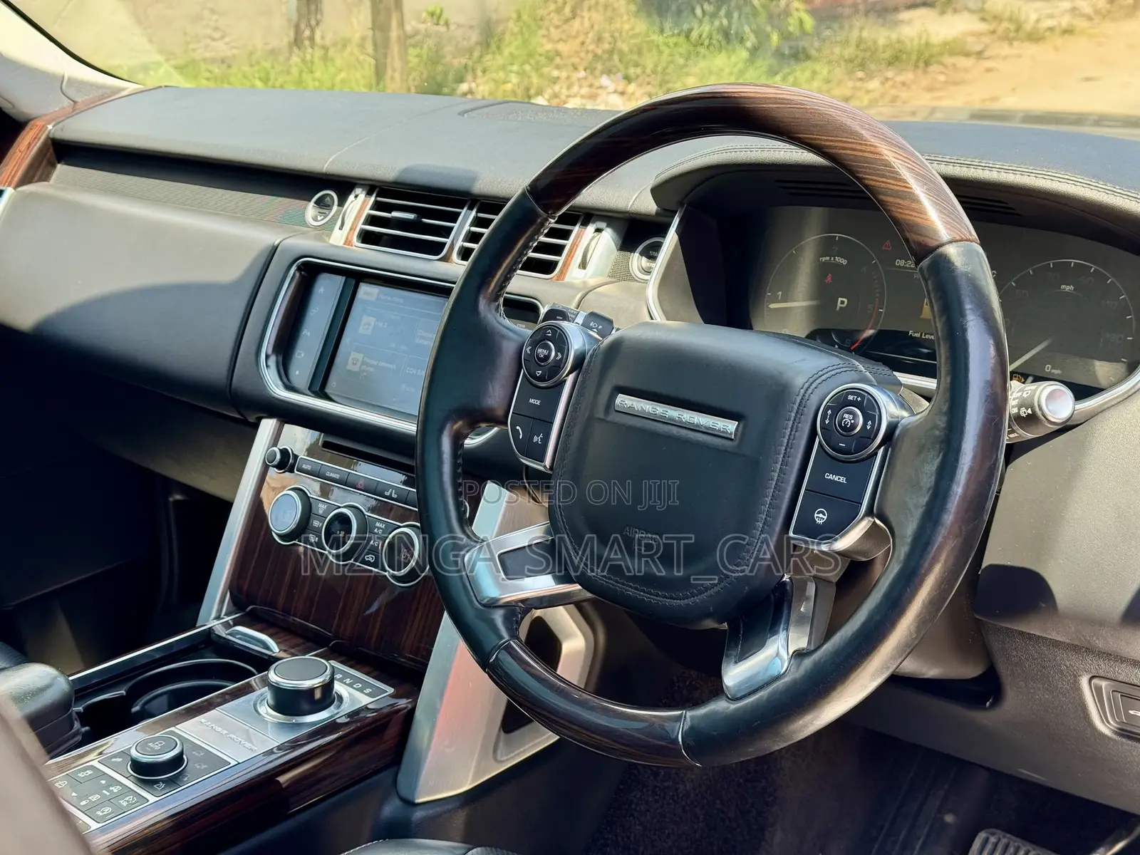 Land Rover Range Rover Vogue 2016 Gold