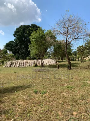 Plot for Sale at Madale