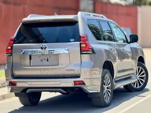 Toyota Land Cruiser Prado 2.7 2021 Gold
