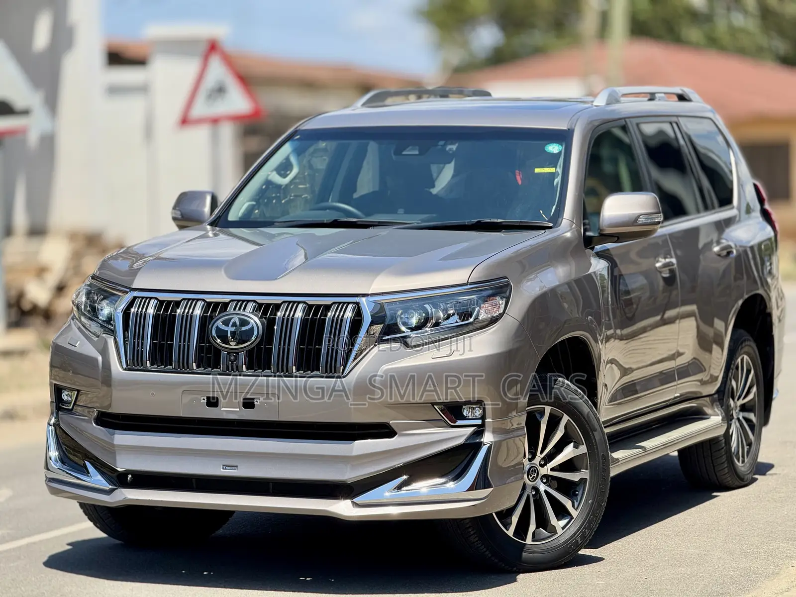 Toyota Land Cruiser Prado 2.7 2021 Gold
