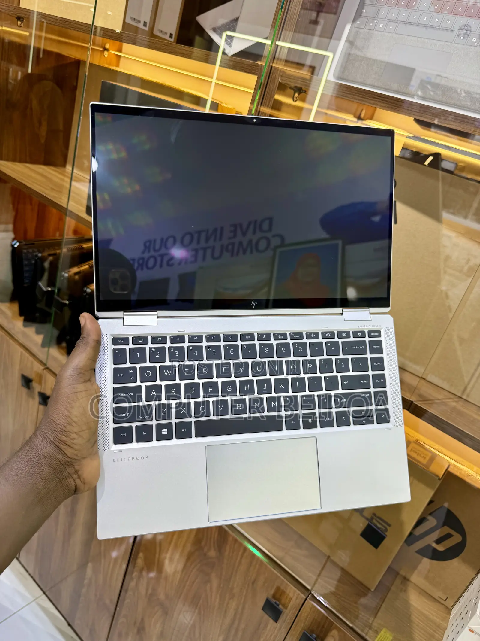 Laptop HP EliteBook 1040 G8 16GB Intel Core I7 SSD 512GB