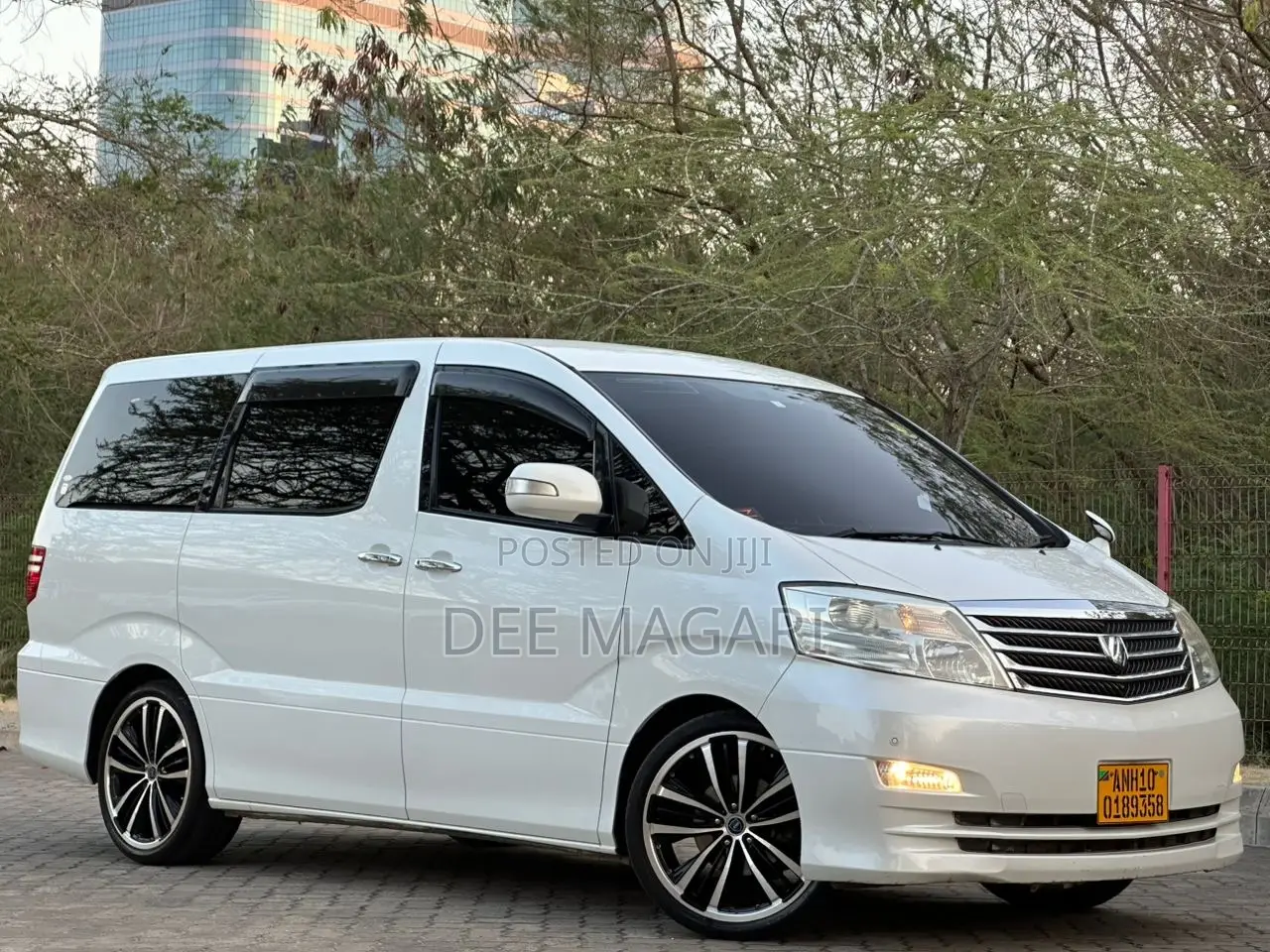 Toyota Alphard 2006 White