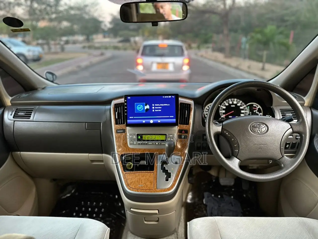 Toyota Alphard 2006 White