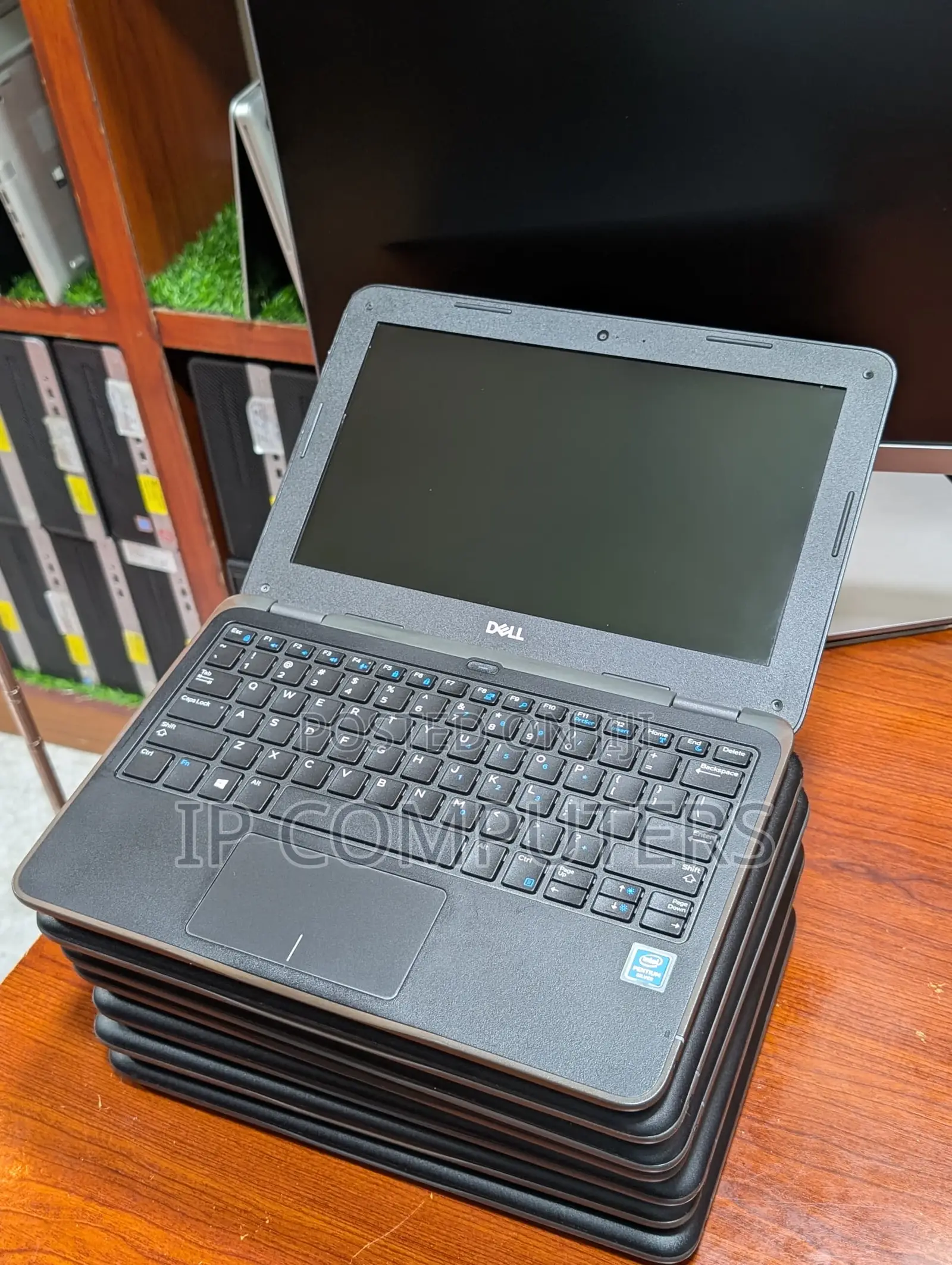 New Laptop Dell Latitude 3180 4GB Intel Core 2 Duo SSD 128GB