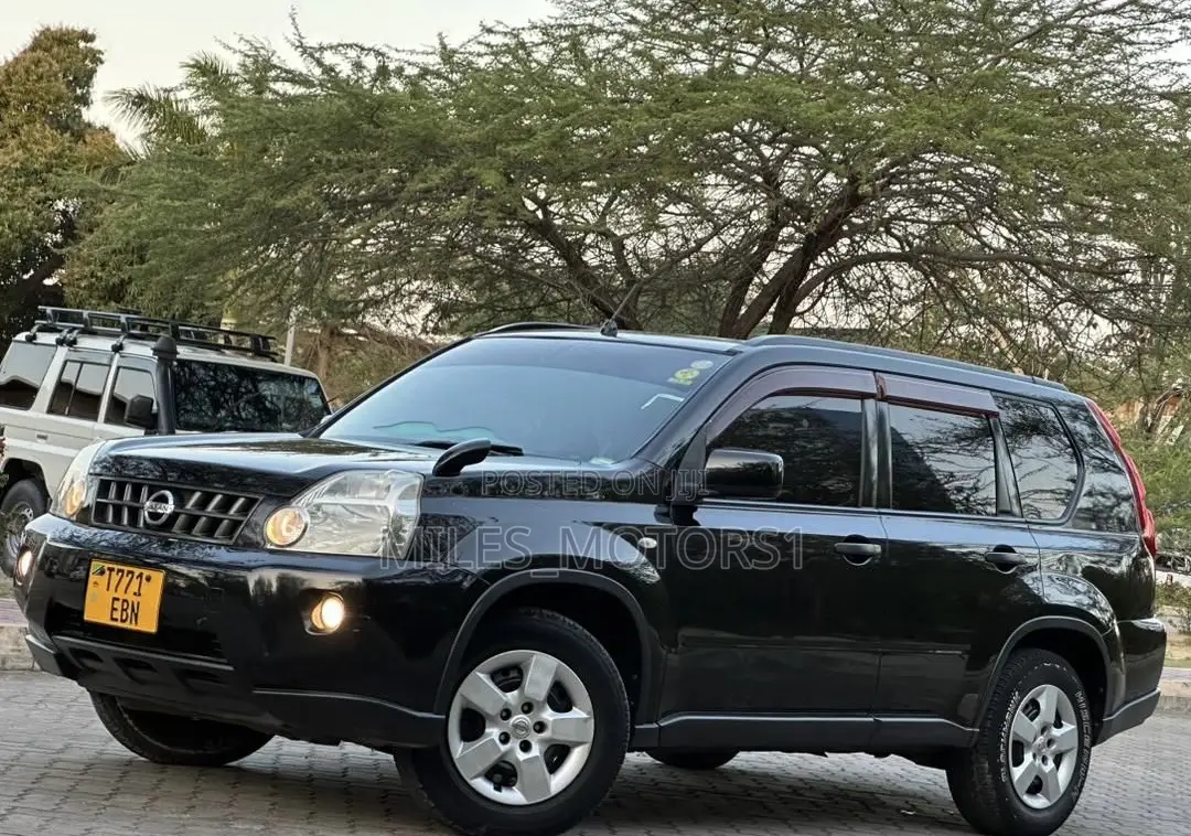 Nissan X-Trail 2010 Black