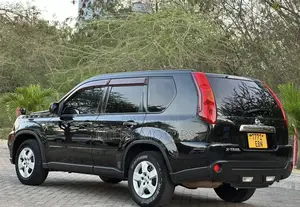 Nissan X-Trail 2010 Black