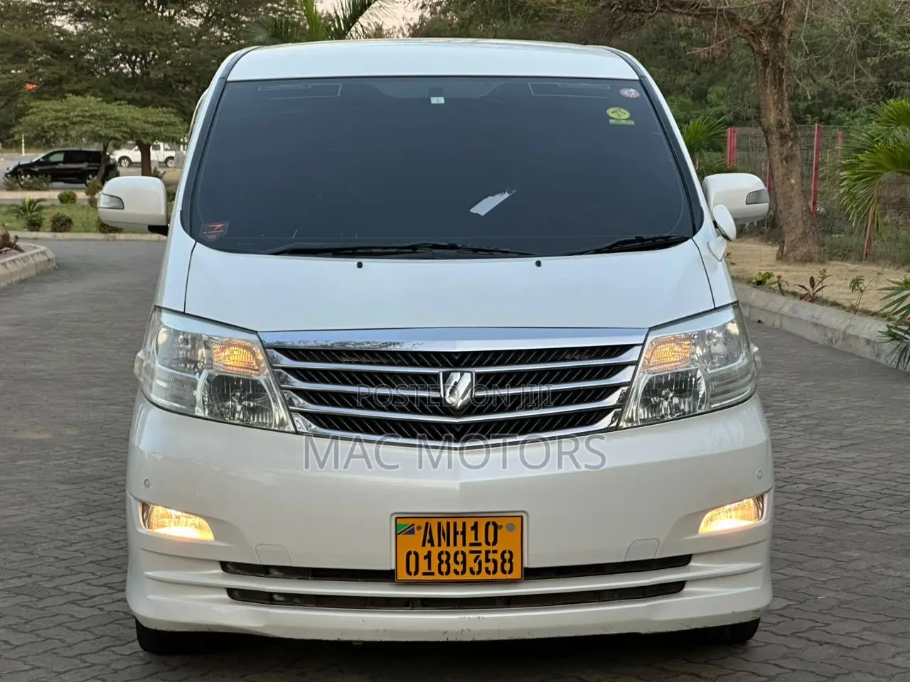 Toyota Alphard 2006 White