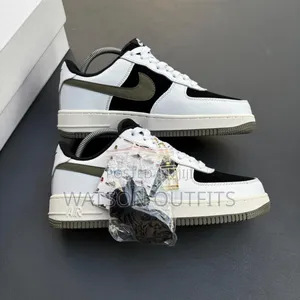 Sneaker Shoes Original and Casual