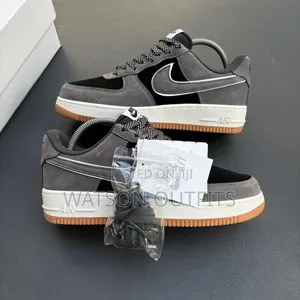 Sneaker Shoes Original and Casual