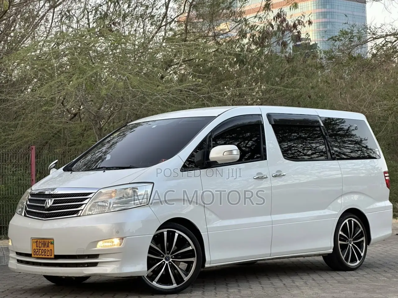 Toyota Alphard 2006 White