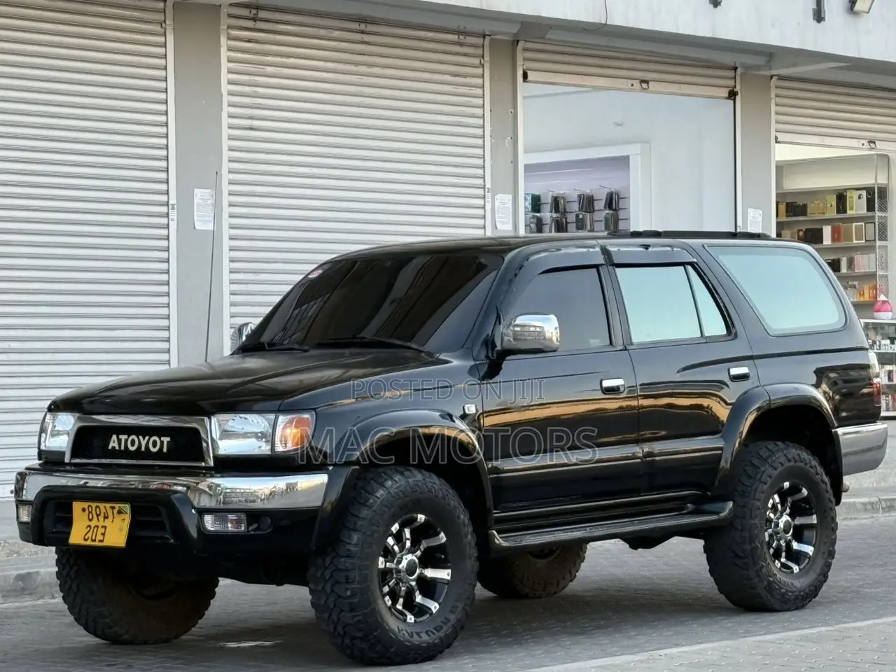 Toyota Hilux Surf 2.7 SSR 2000 Black