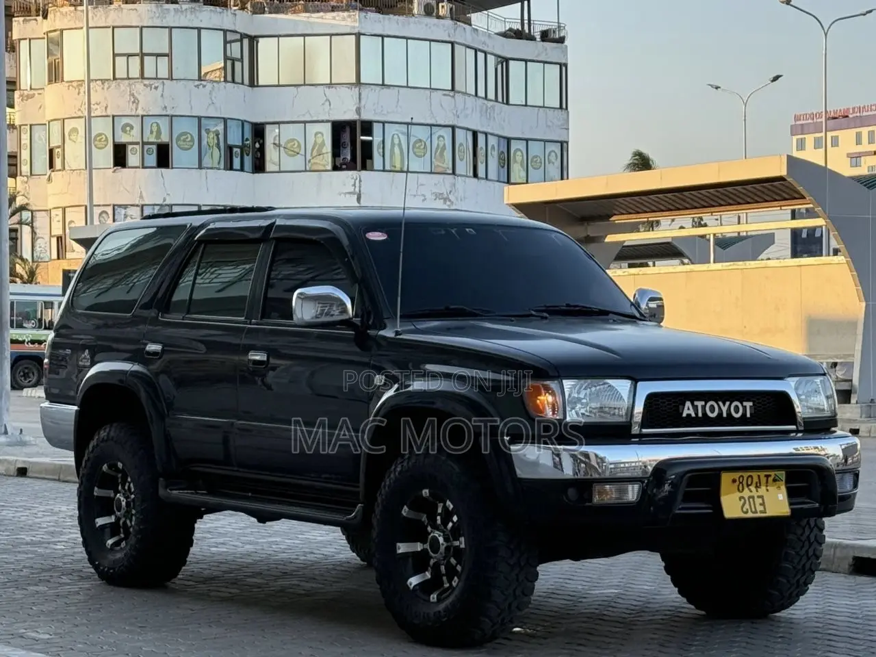Toyota Hilux Surf 2.7 SSR 2000 Black