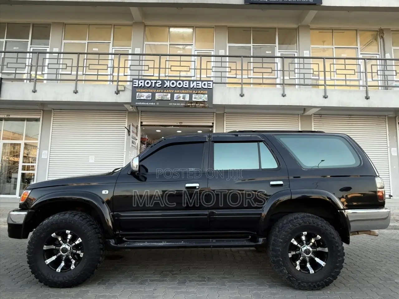 Toyota Hilux Surf 2.7 SSR 2000 Black