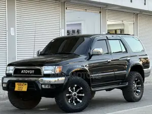Toyota Hilux Surf 2.7 SSR 2000 Black
